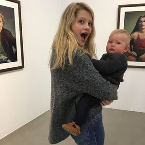 Meet your Posher, Chloe